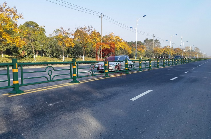 贈送安裝-贈送運輸-道路護欄17